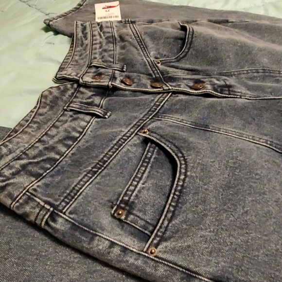 Jeans - Picture 3 of 5